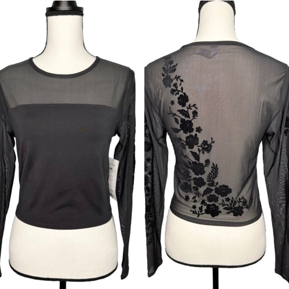 Athleta Velvet Rose Black and Gray Graphic Crop Blouse - Picture 1 of 4